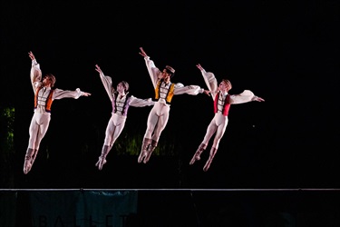 dancers dancing